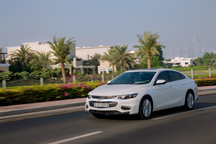  Chevrolet Malibu 2016 года  (UAE) (фото 2 из 7)